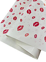 Подарунковий папір у рулоні  Поцілунок 70 см х 10 м