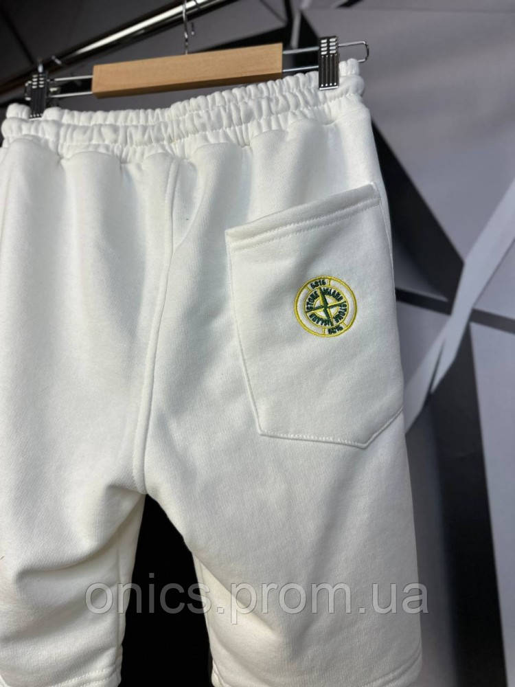 Комлект Stone Island c лого и патчем, поло и шорты белого цвета mk012 хорошее качество - фото 2 - id-p1946493853