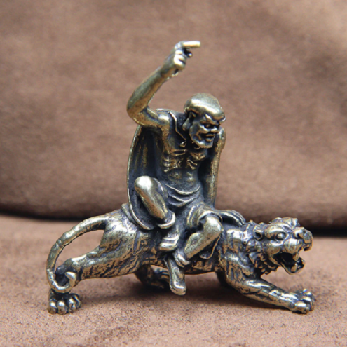 Урожай бронзова настільна статуя вісімнадцяти Архатів верхи на тигрі прикраси фен-шуй