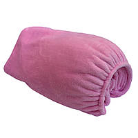 Нежно розовый плюшевый чехол на резинке для косметологических кушеток, многоразовый.