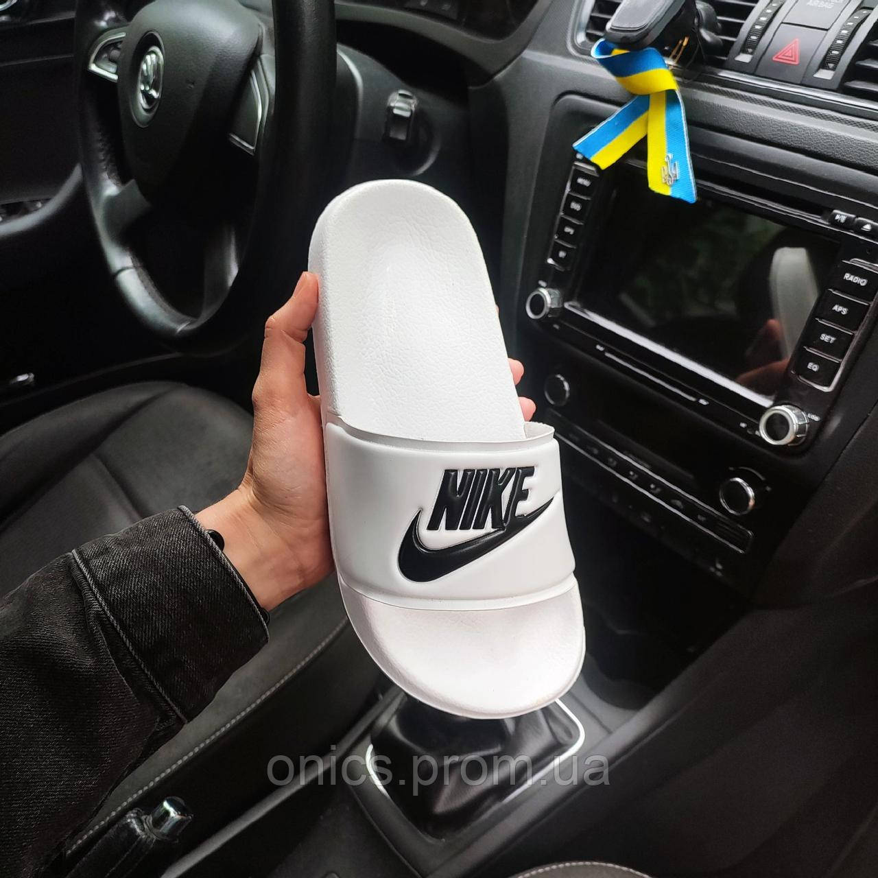 Жіночі шльопанці Nike білі хорошее качество Размер 37(24см) - фото 9 - id-p1946576360