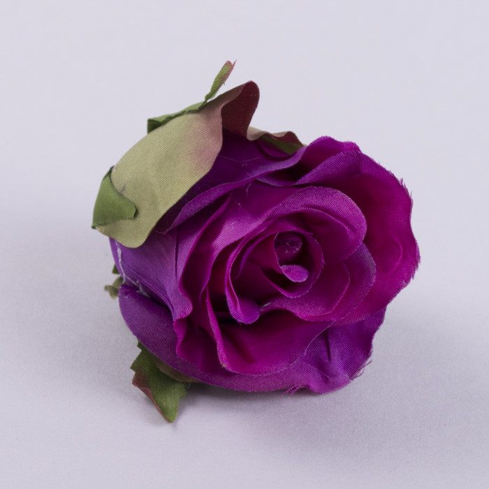 Головка троянди "мерседес" фіолетова