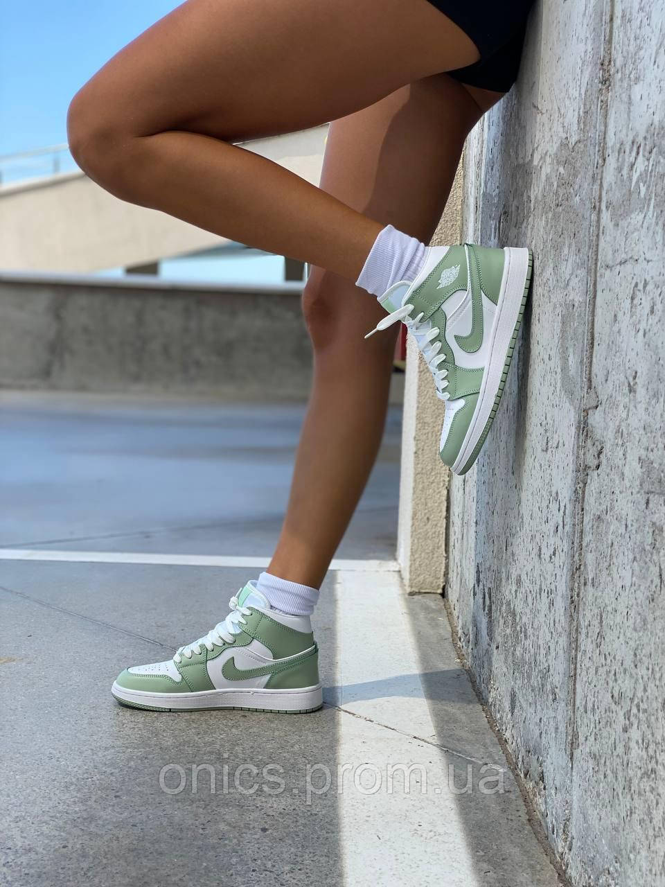 Nike Air Jordan 1 Retro Mid Green White 3 хорошее качество кроссовки и кеды хорошее качество Размер 36 - фото 1 - id-p1946588081