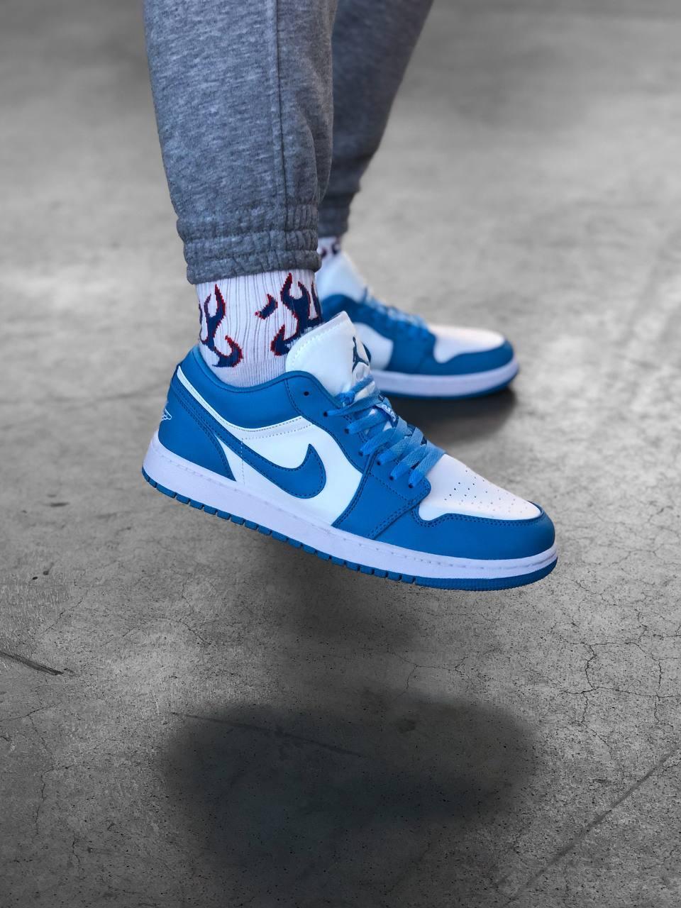 Nike Air Jordan Retro 1 Low Blue White 2