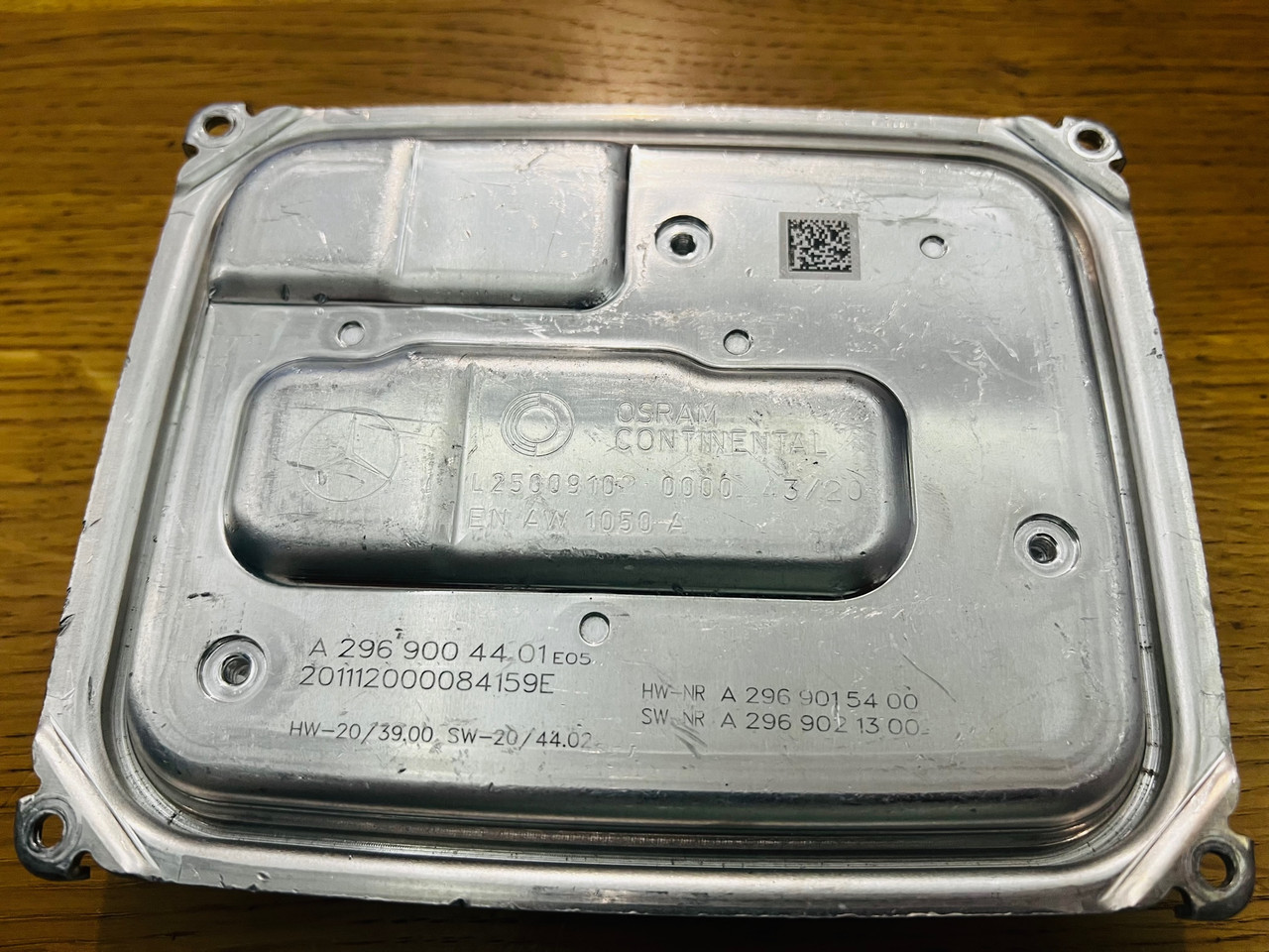 LED-модуль керування фарою MERCEDES-BENZ EQC 400 4MATIC A296 A2969007109 L25009103