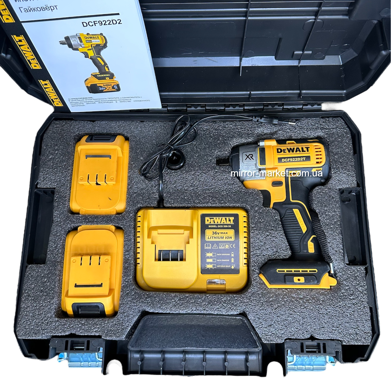 Гайковерт акумуляторний DeWalt DCF922D2T (36V, 6AH). АКБ гайковерт Девольт