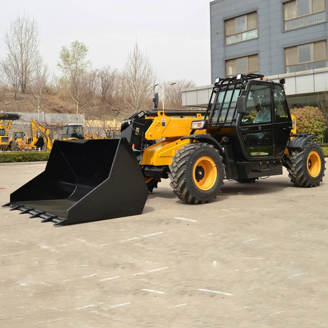 Телескопічний навантажувач RIPPA TR730