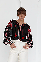 Жіноча в'язана вишиванка в українському стилі - чорний колір, L (є розміри)