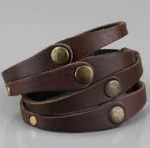 Жіночий стильний браслет-обертка в три обороти з натуральної шкіри з металевими елементами, фото 1