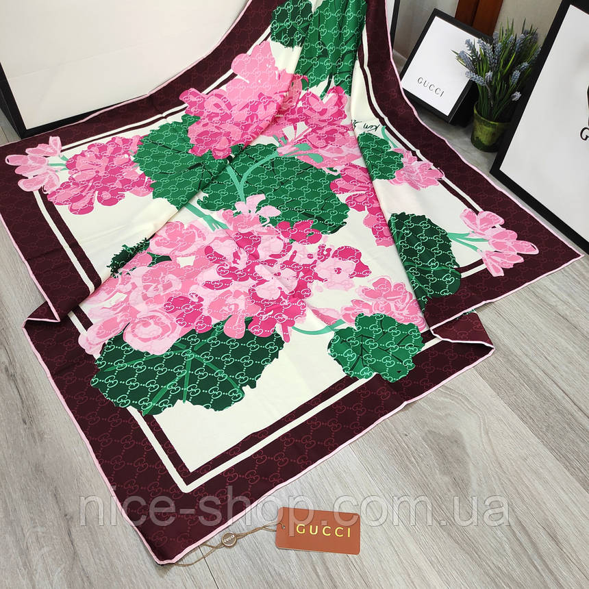 Хустка Gucci шовкова з ручною підшивкою, фото 1