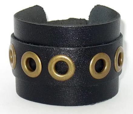 Чоловічий браслет з натуральної шкіри з декоративними металевими елементами, фото 1