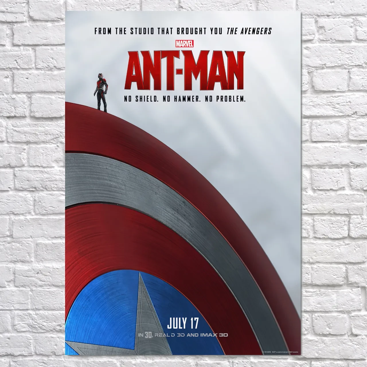 Плакат "Людина-мураха на щиті Капітана Америка, Ant-Man (2015)", 60×41см