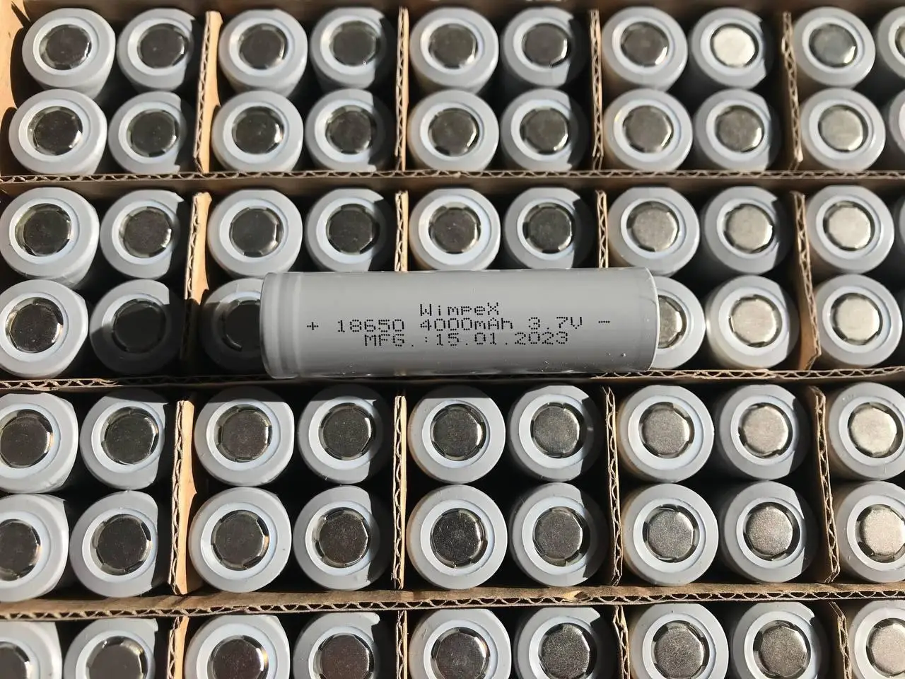 Акумулятор Wimpex 18650 4000mAh 3.7V Li-ion Grey