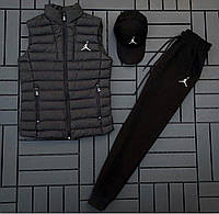 Спортивный комплект с жилеткой Jordan (жилетка+кепка+штаны) Штаны спортивные на флисе.Зимний комплект