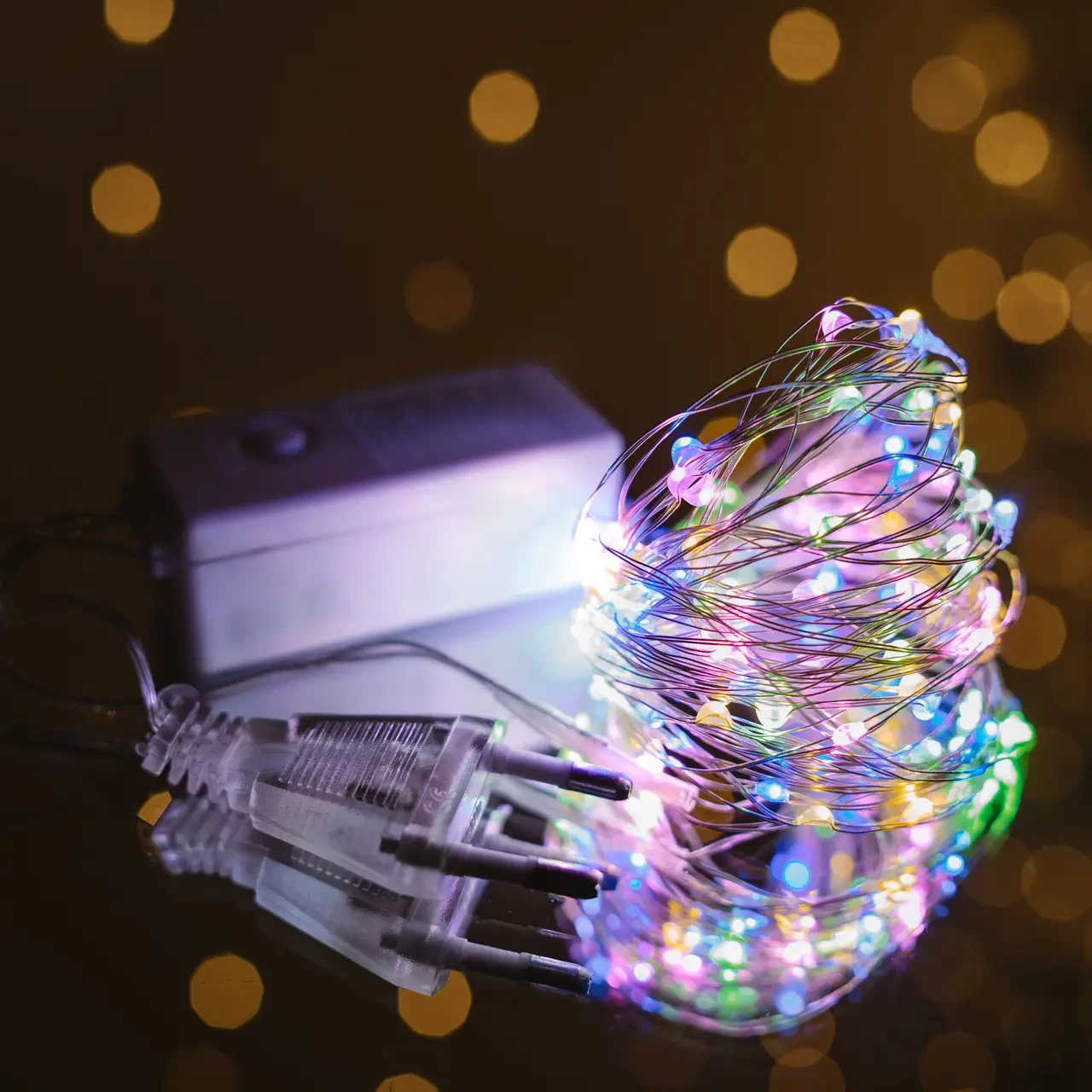 Світлодіодна гірлянда нитка Decorlamp 10м 100led 8 режимів світіння, від мережі RGB