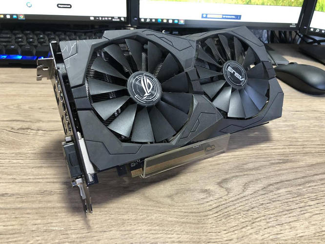 Купить Відеокарта ASUS Radeon RX570 4GB ROG STRIX, цена 2500 ₴ — Prom ...