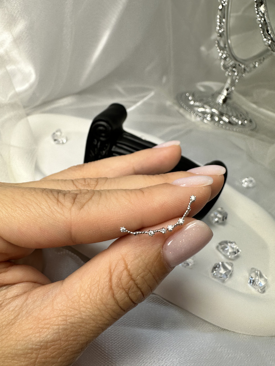 Сережки-гвоздики срібні Знак зодіаку Риби, сережки з сузір'ями, срібло 925 проби, фото 1