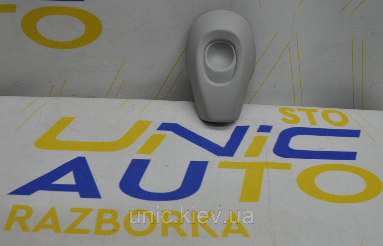 Кнопка регулювання ременя безпеки Renault ZOE б/в 878259619R