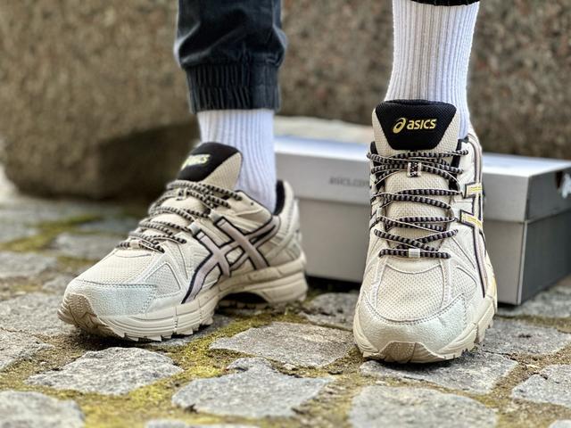 Мужские кроссовки Asics