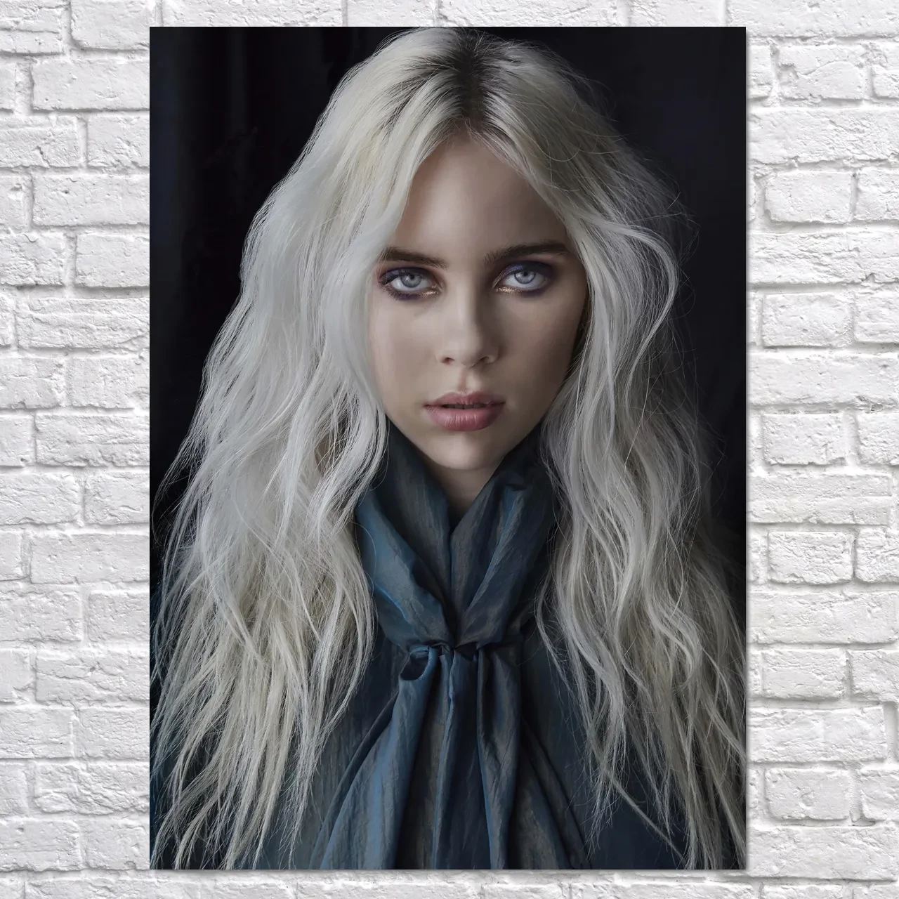 Плакат "Біллі Айліш з довгим волоссям, Billie Eilish", 60×43см