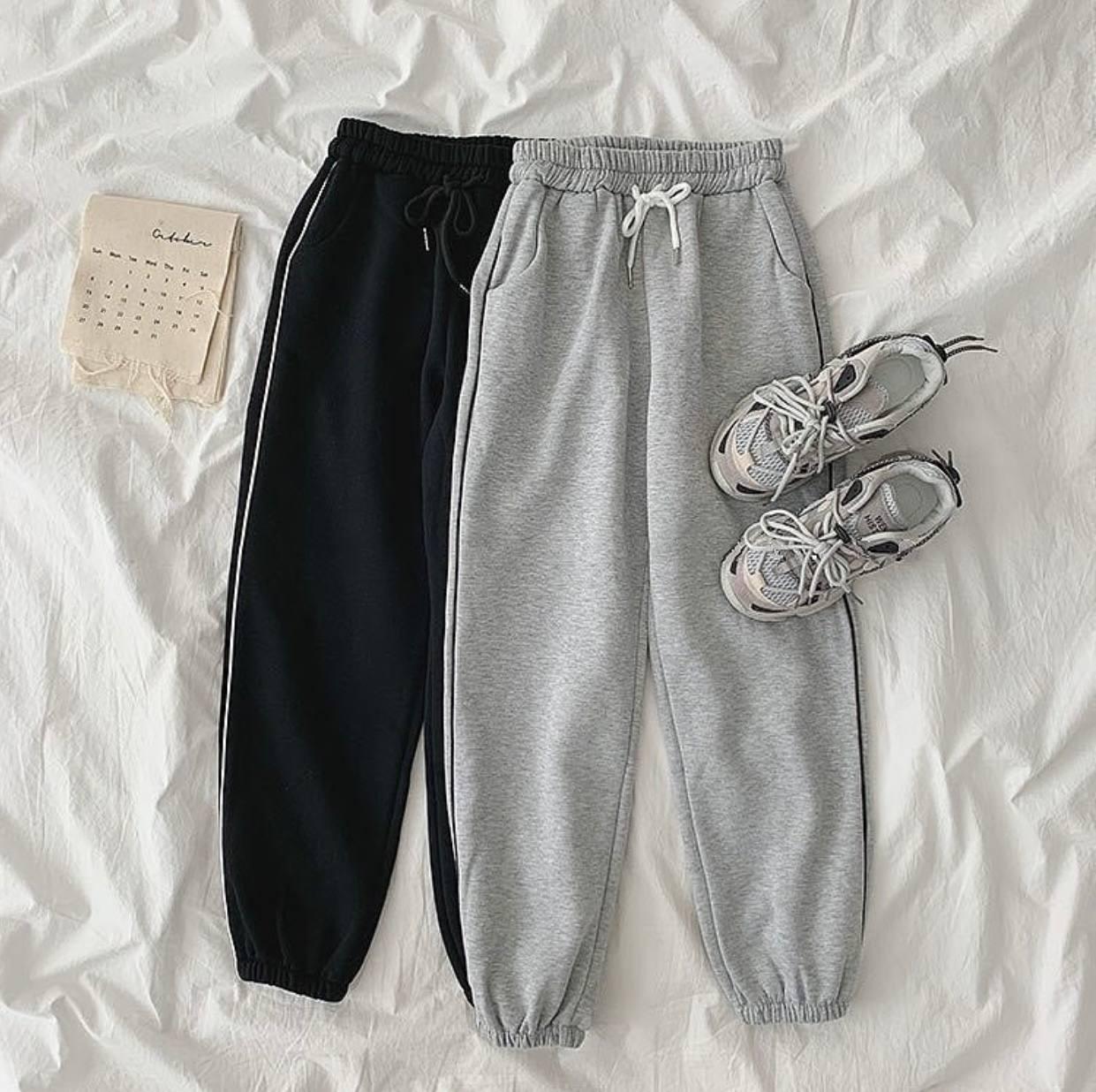 Женские спортивные штаны джоггеры на флисе ЗИМНИЕ с полоской Розміри: 42-44, 44-46, 46-50, фото 1