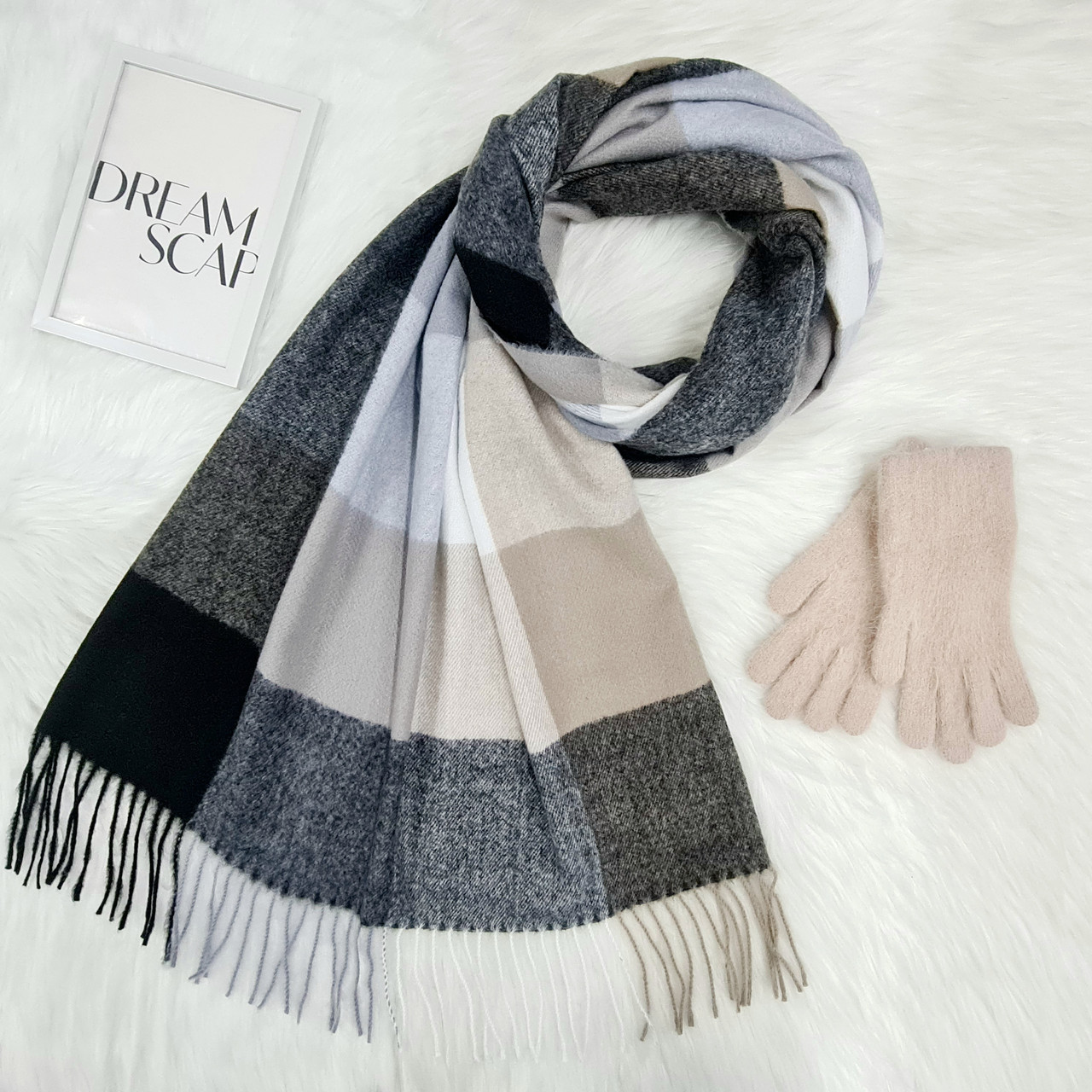 Комплект жіночий зимовий (шарф+рукавички) M&JJ One size Бежевий 1080 - 4192, фото 1