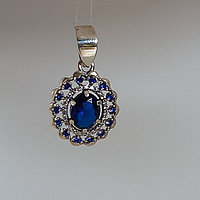 Женский восхитительный серебряный кулон с синими фианитами