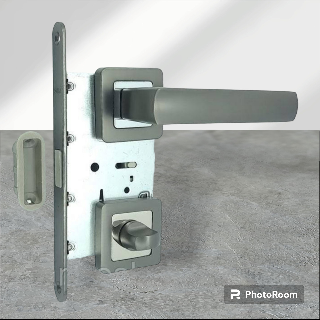Комплект 7 Ручка на квадратній розетці TRION ЦАМ LIBERA 74 MBN/CP MAGNEN