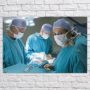 Плакат "Лікарі-хірурги в операційній", 40×60см