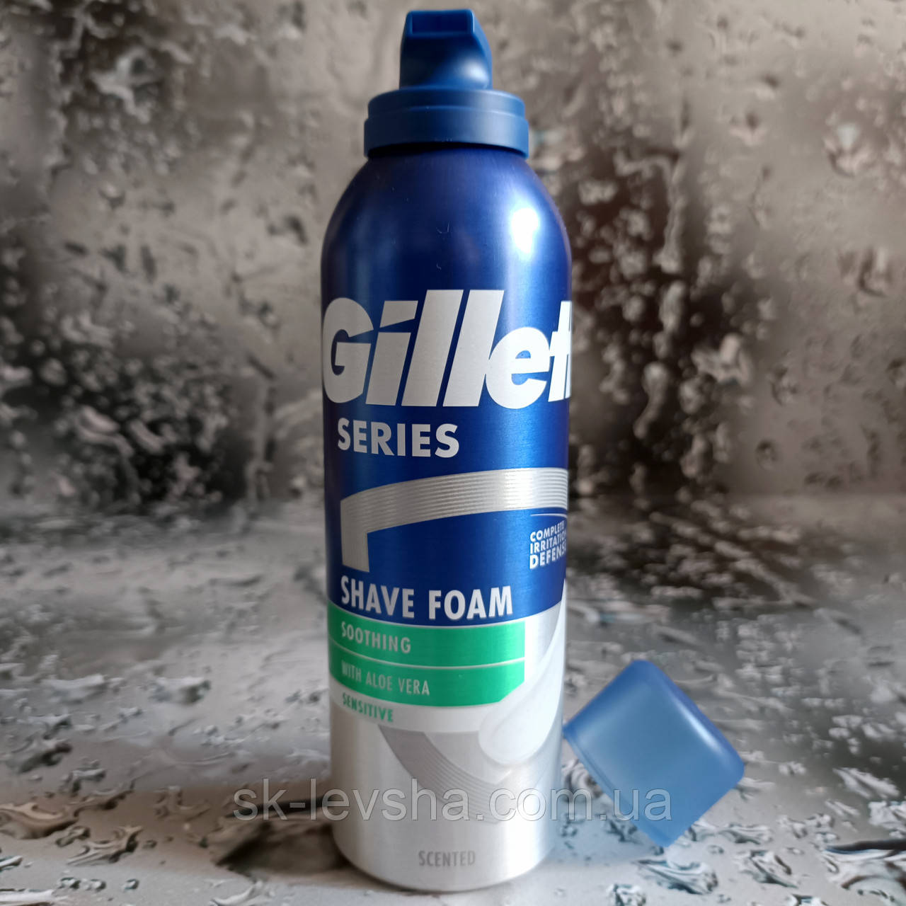 Піна для гоління Gillette Sensitive With Aloe Vera 200 мл.
