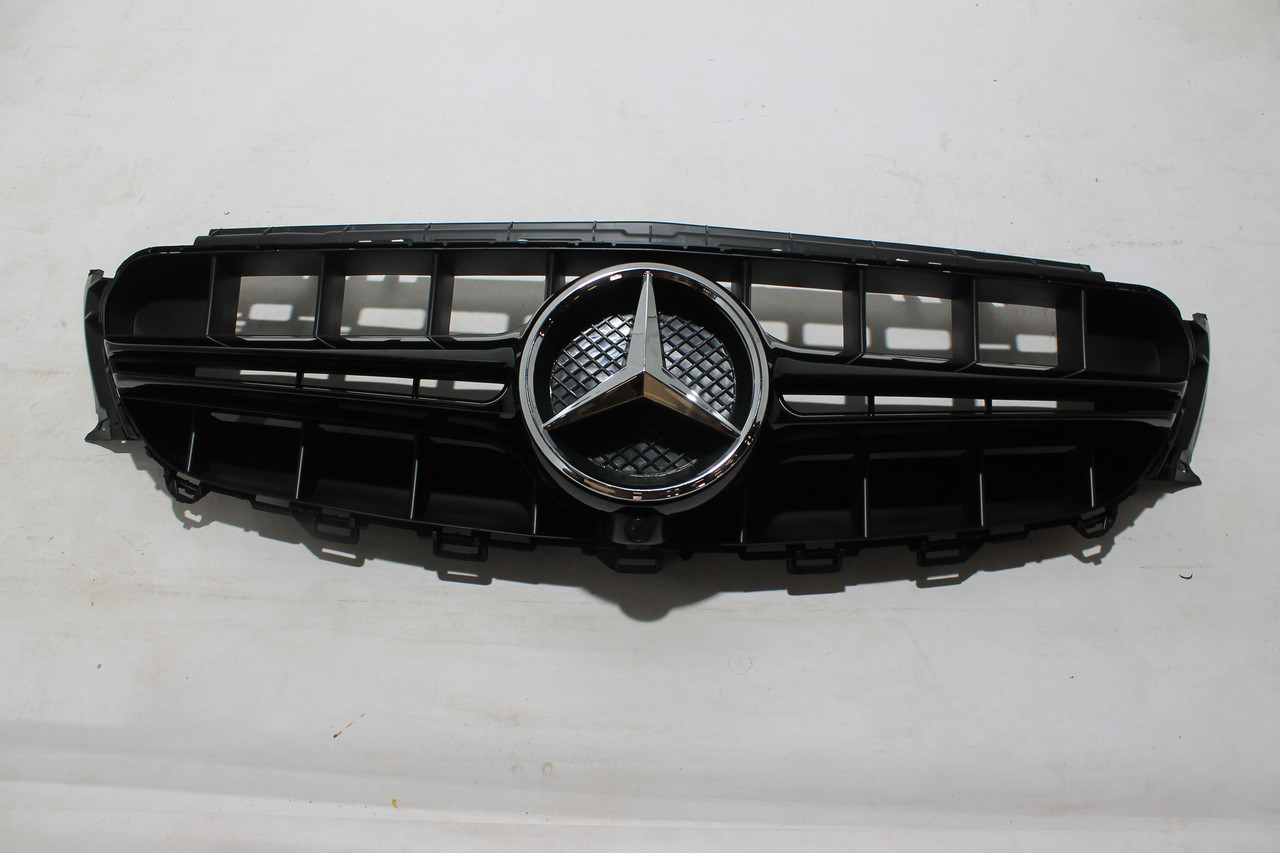Решітка радіатора Mercedes E-class W213 стиль E63 AMG