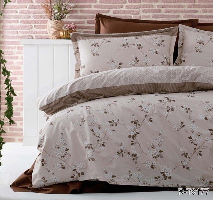 ТМ TAG Комплект постільної білизни з компаньйоном R-T9177