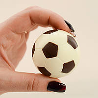 Шоколадная фигура "Футбольный мяч белый" Ф-40 КЛАССИЧЕСКОЕ сырье. Размер: Ø52мм, вес 50г