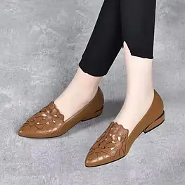 Жіночі туфлі