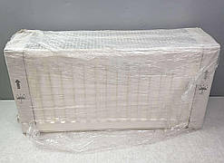 Б/У Romstal 33 тип 300x600 мм бічне під'єднання