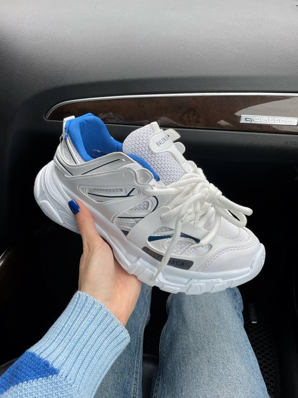 Вуличні жіночі кросівки із синіми вставками Balenciaga Track White/Blue. Взуття жіноче текстильне Баленсіага