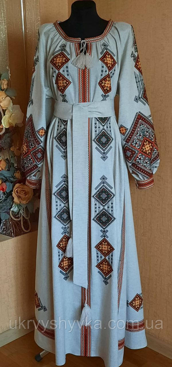 Плаття з багатою вишивкою "Лебідка"