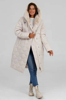 Зимове пальто Lora Duvetti на верблюжій шерсті з штучним хутром норки, розміри 48