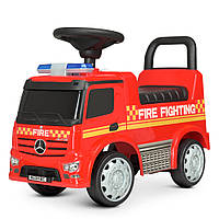 Детская каталка-толокар в виде Пожарной машины Mercedes с мигалками и пищалкой на руле Bambi 657-3 Красный