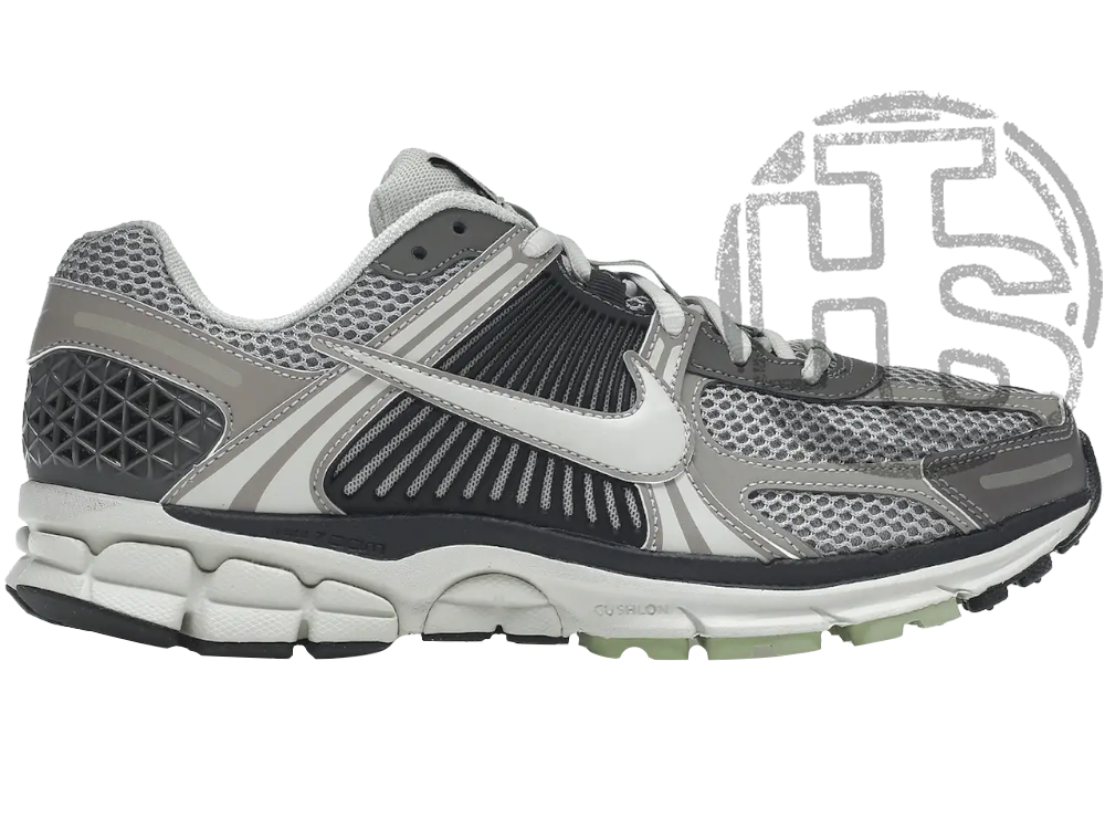 Чоловічі кросівки Nike Zoom Vomero 5 Cobblestone Flat Pewter Grey FB8825-001