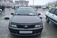 Дефлектор капота (мухобойка) Mitsubishi Carisma с 2000 2005 г. в.