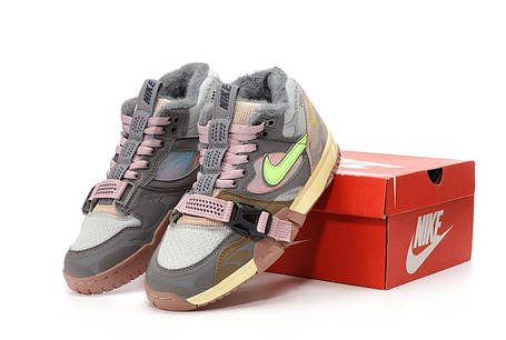 Зимові чоловічі кросівки Nike Air Trainer 1SP Winter Beige Найк Аїр Трейнер бежеві рефлективн замш хутро зима, фото 1