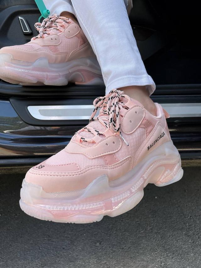 Ladies balenciaga triple s hot sale