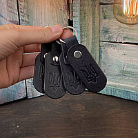 Кожаный брелок на ключи чёрного цвета ручной работы TsarArt