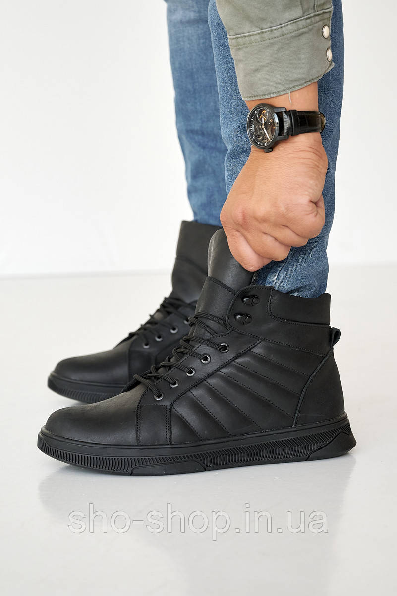 Стильні черевики чоловічі зимові з натуральної шкіри чорного кольору на шнурках на хутрі