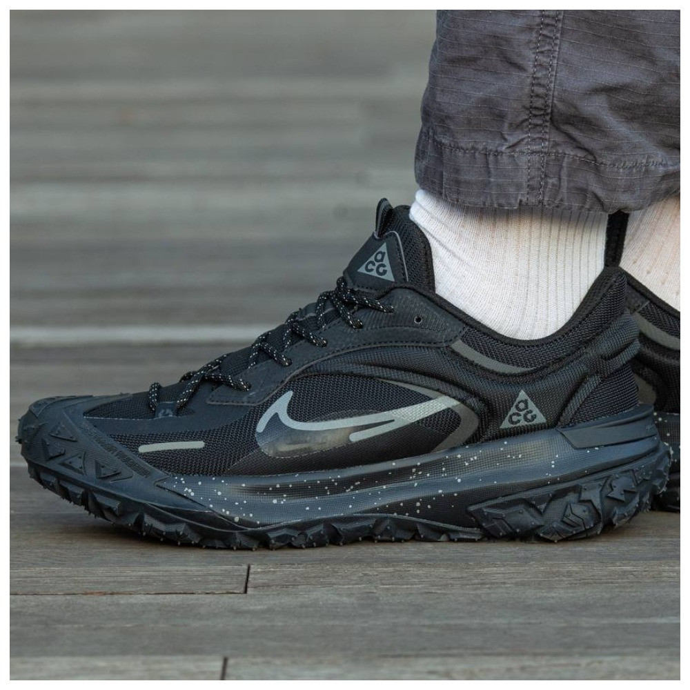 Чоловічі кросівки Nike ACG Mountain Fly 2 Low Black, чорні кросівки найк асг маунтін флай 2, фото 1