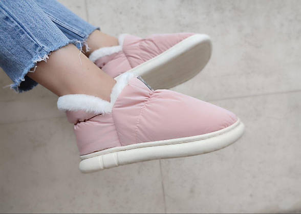 Ugg дутики PINK высокие РОЗОВЫЕ с белой опушкой на белой подошве женские без застежки непромокаемые зимние, фото 6