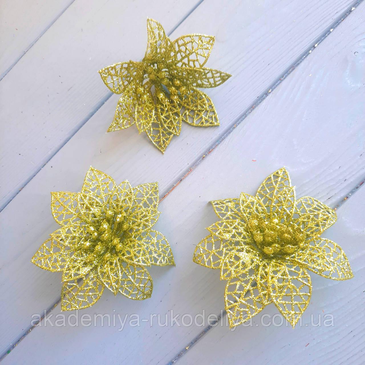 Квітка пуансетія ажурна з ягодами, колір оливковий., фото 1