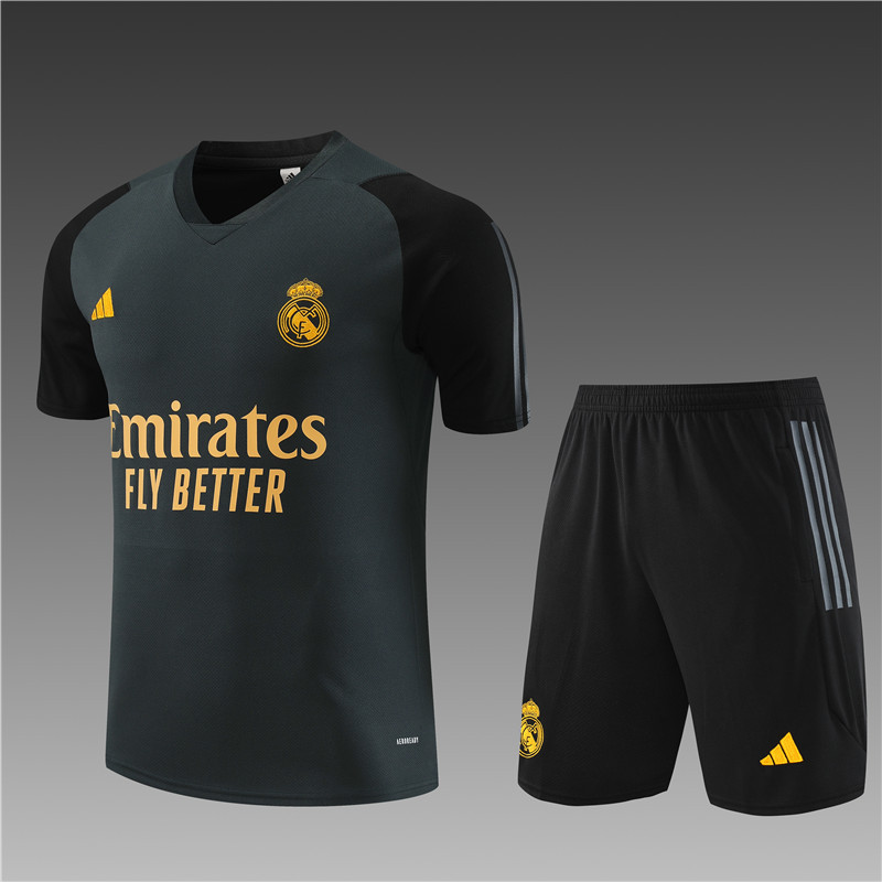 Футбольна форма/тренувальний костюм Реал Мадрид 2023-24