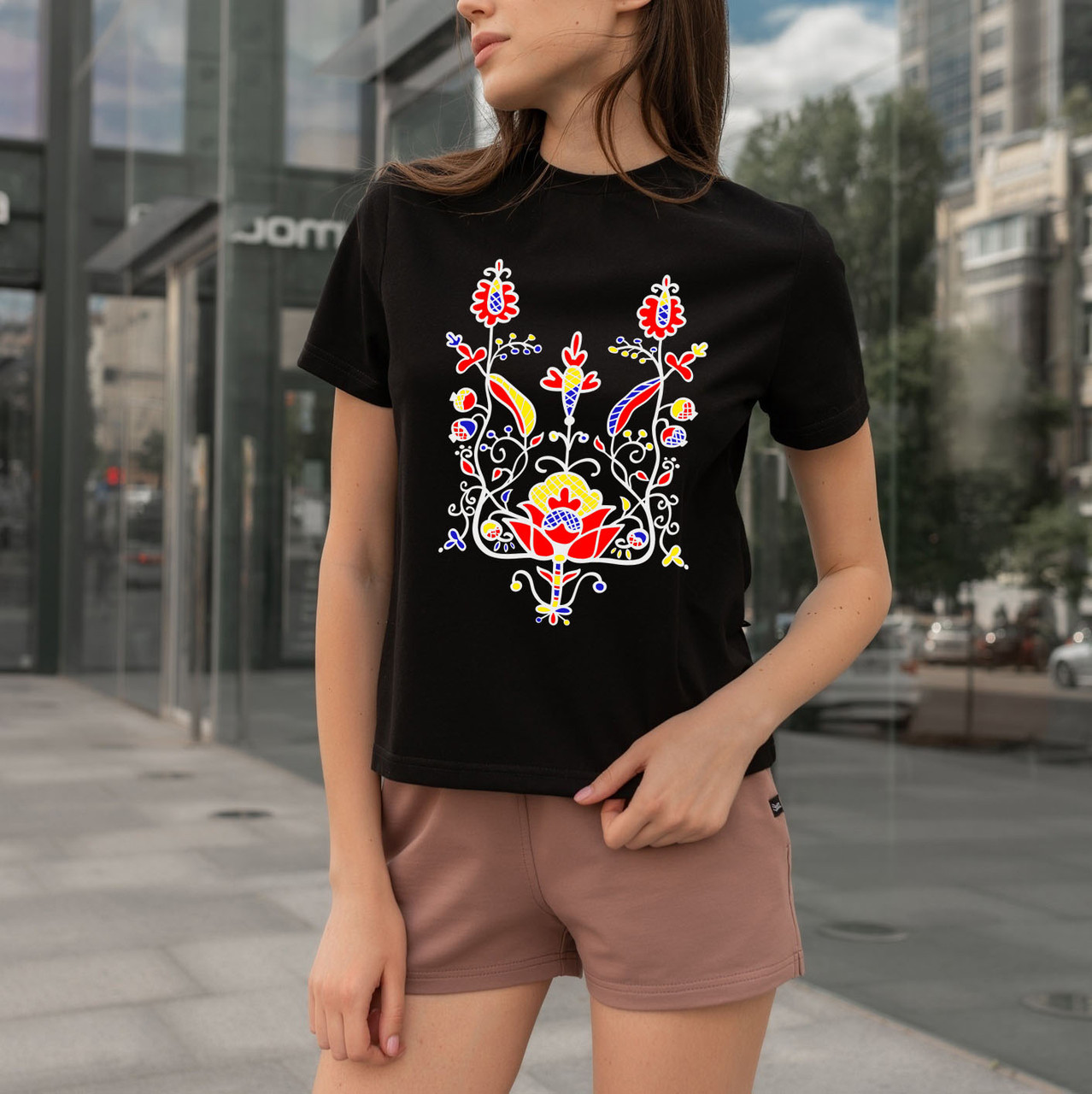 Жіноча патріотична футболка "Герб", фото 1